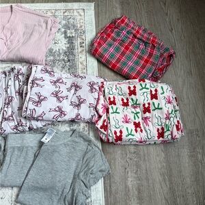 Mixed Women's Loungewear Set with Pink Floral and Plaid Prints